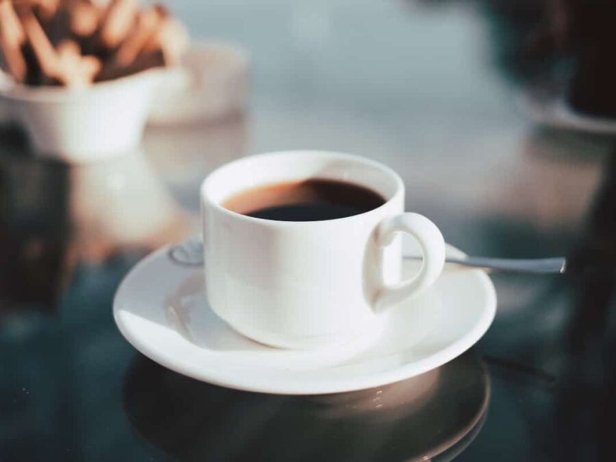 Café faz mal? efeitos que podem causar no corpo